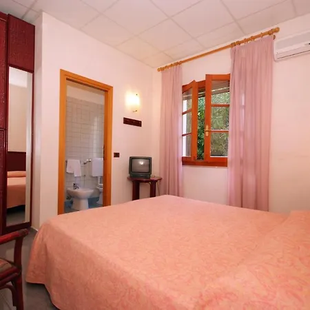 Il Gabbiano Azzurro Hotel apartamentowy 4*